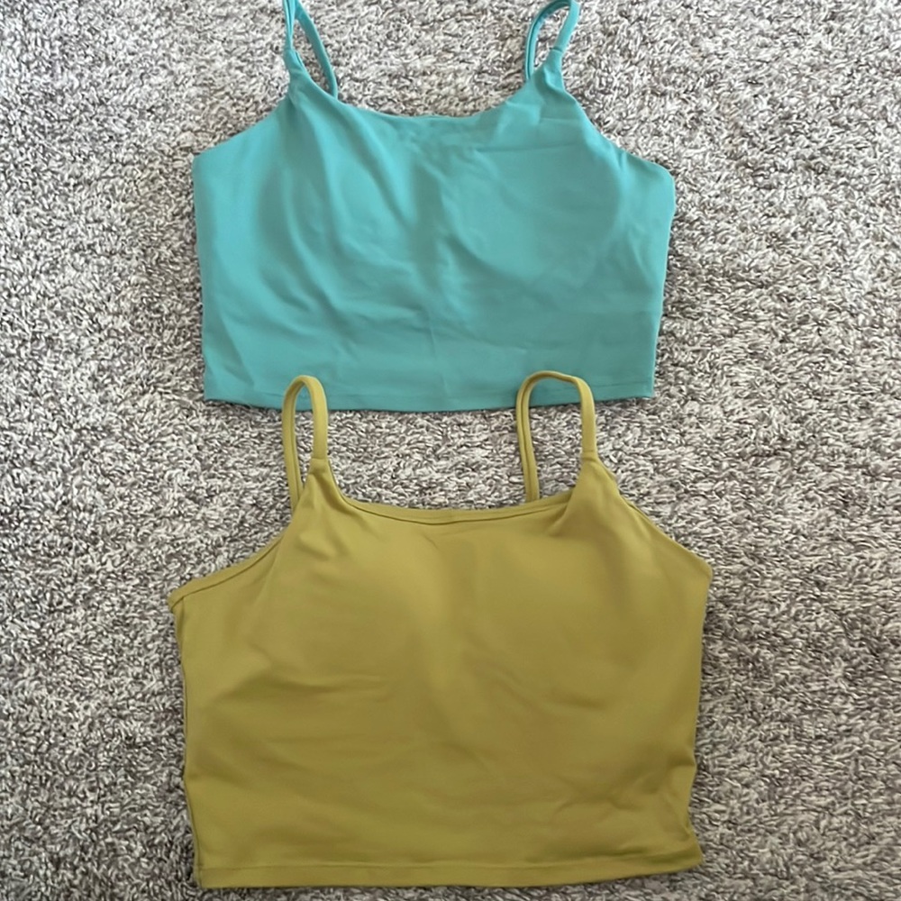 2 Crop top workout top